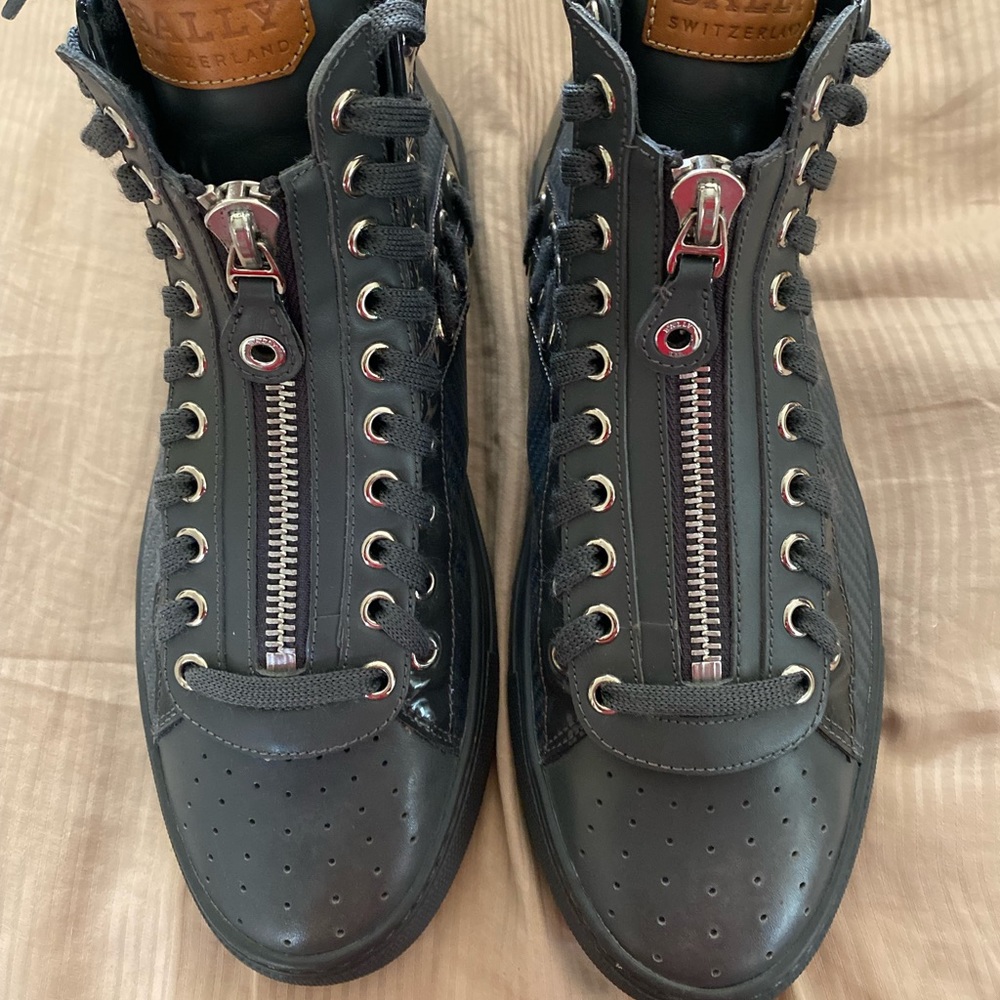 Bally High top worn once